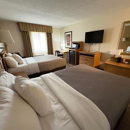 Quality Inn Perrysburg Eksteriør billede