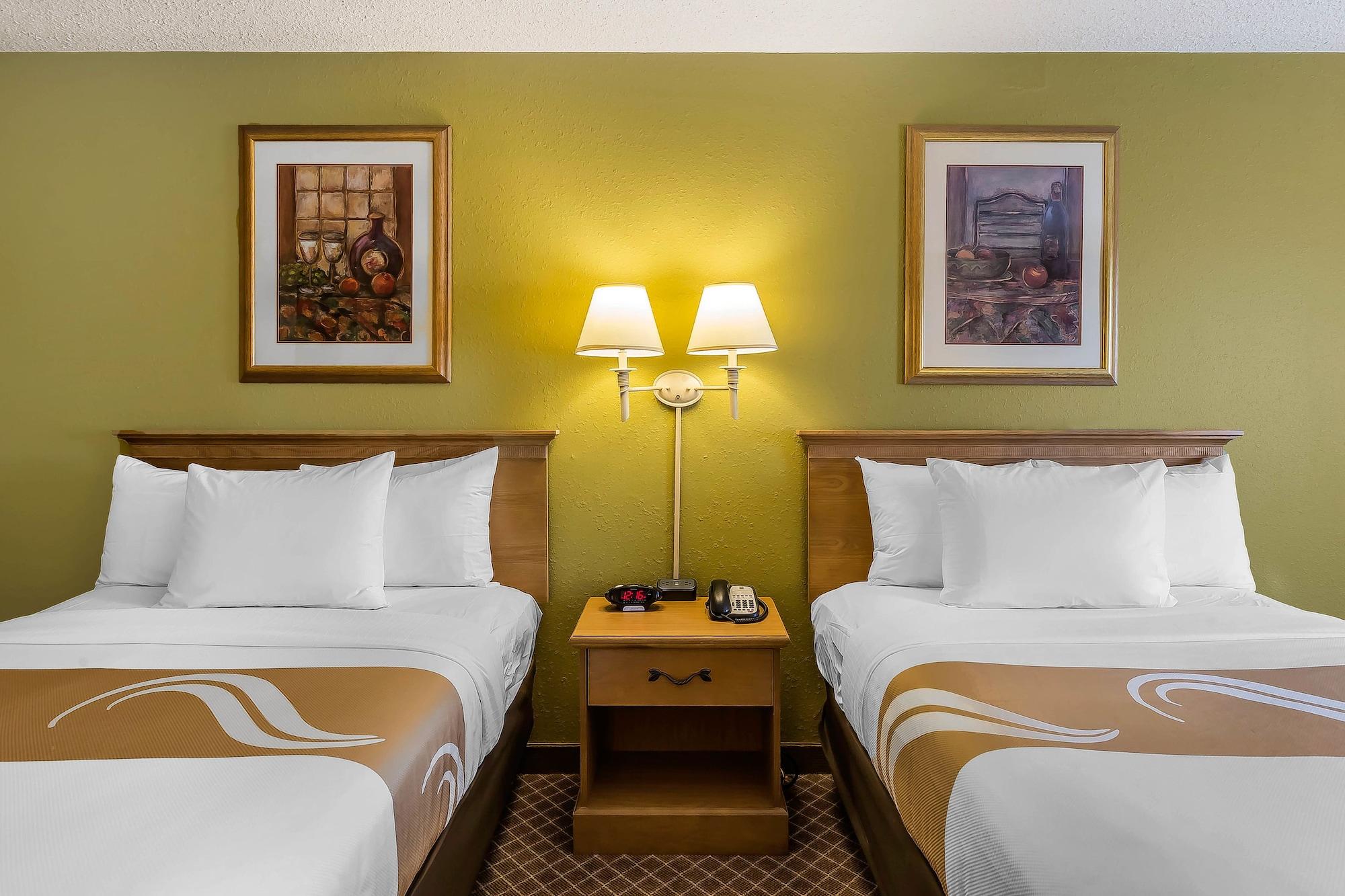 Quality Inn Perrysburg Eksteriør billede