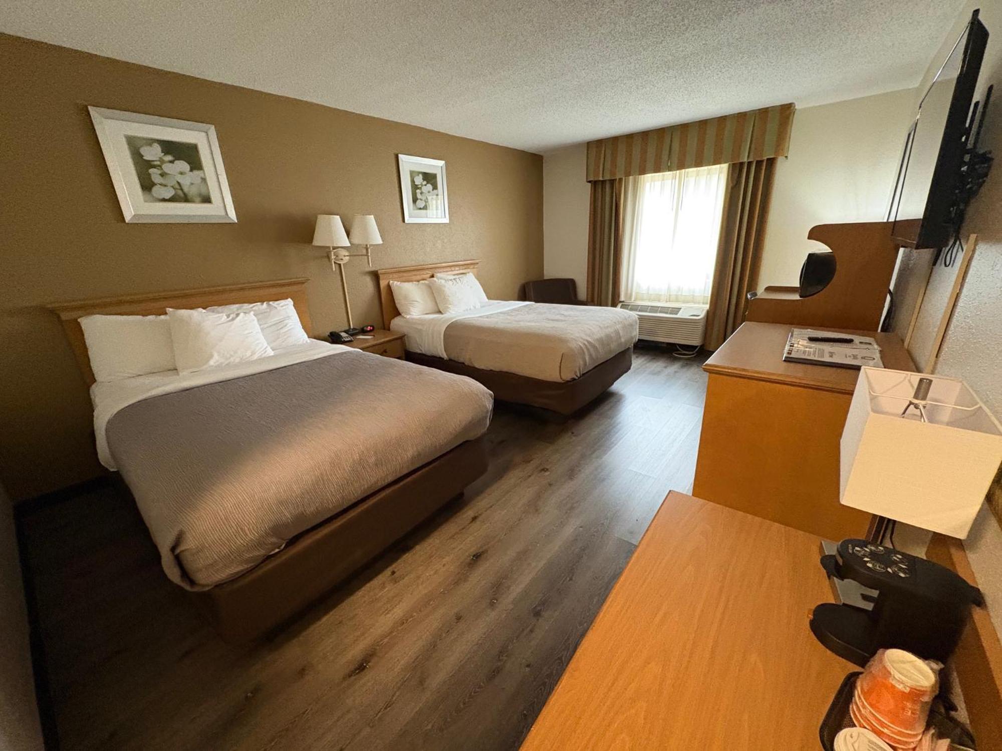 Quality Inn Perrysburg Eksteriør billede